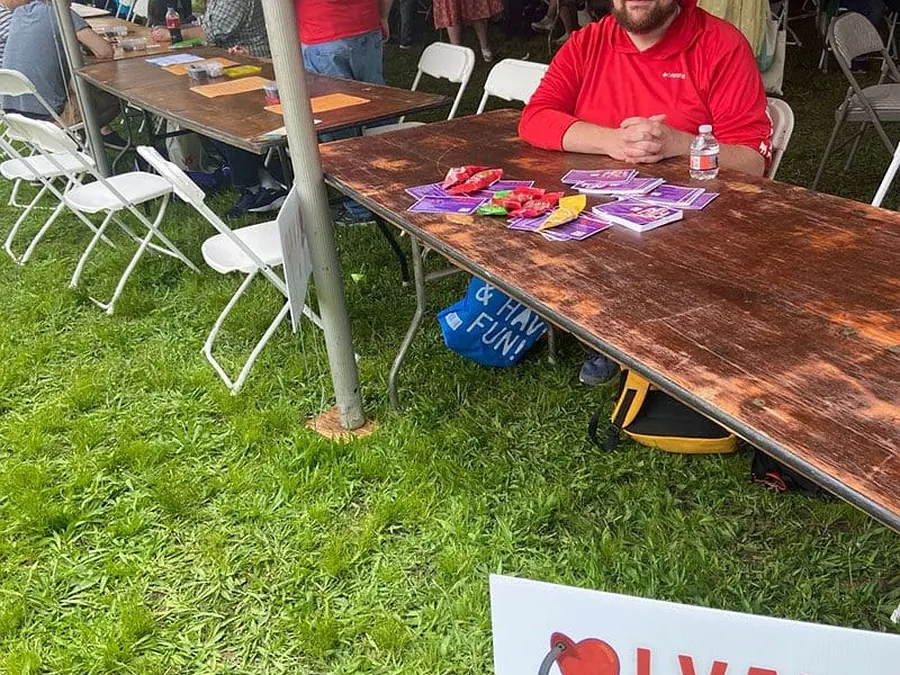 phil morton at an event